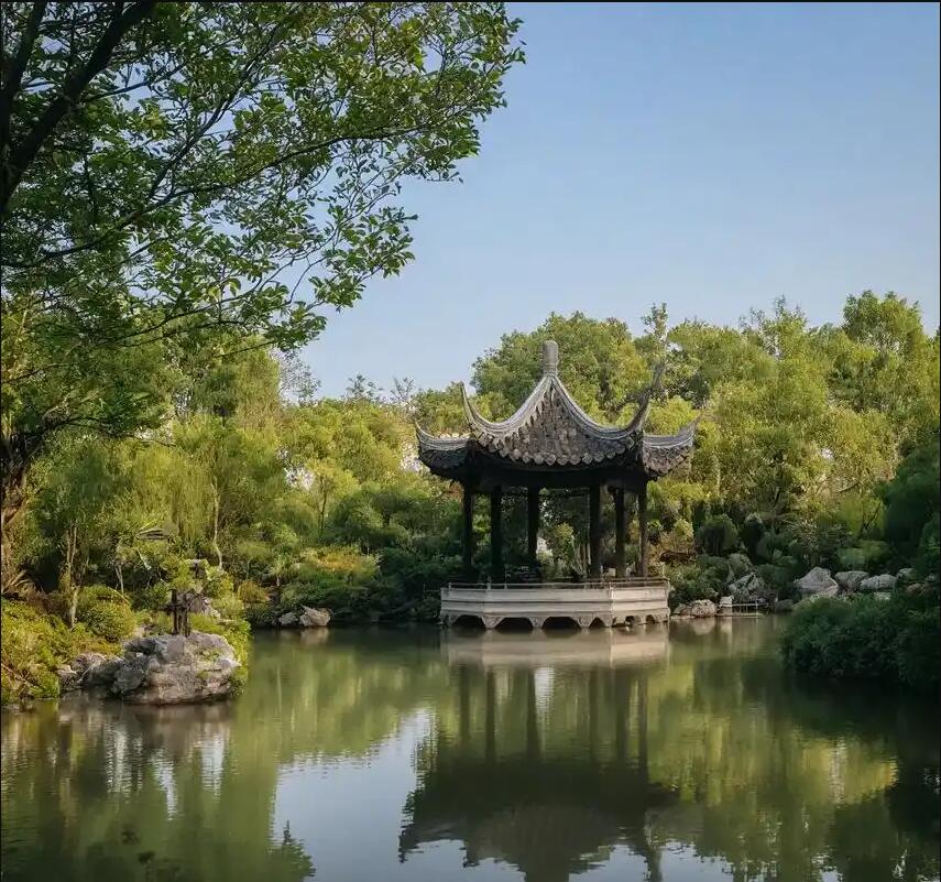 伍家岗区灵雁餐饮有限公司